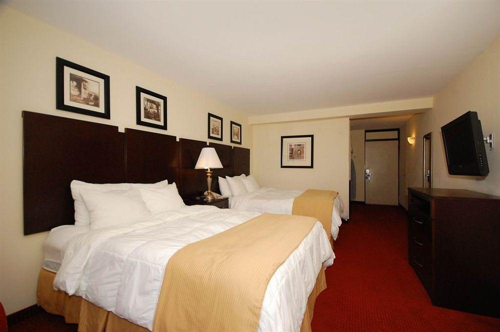 Magnuson Hotel Nashville North Гудлетсвил Екстериор снимка