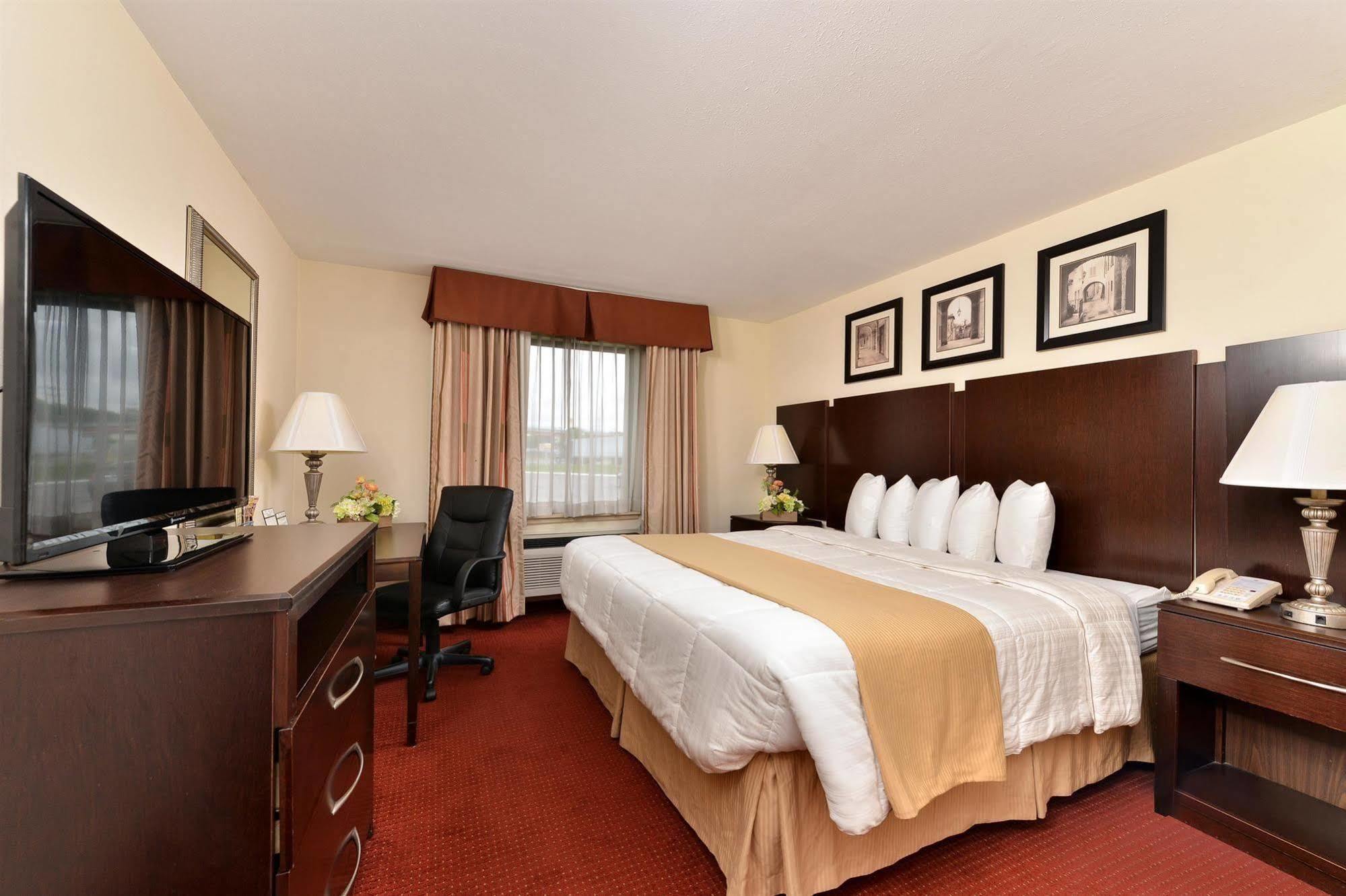 Magnuson Hotel Nashville North Гудлетсвил Екстериор снимка